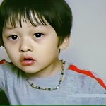 [댓글부탁해] 자기 본진 어릴 <b>때</b> 사진 올려주라