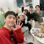 [펜타곤] 얘들아 오늘 <b>컨포</b> 뜨는 날