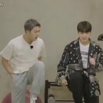 [방탄소년단] 준아 무릎<b>발사</b> 안되는거 맞지?ㅋㅋㅋㅋ