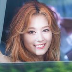 꿈꾸는 <b>소녀</b> 감성 가득한 걸그룹 <b>멤버</b>