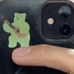 [댓글부탁해] 이 <b>거대</b>곰스티커 아시는분 ㅠㅠㅠㅠㅠ