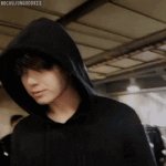 [ㅈㄱㄴ] 전정국은 <b>옷</b> 못입어서 좋은건데