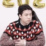 [EXO] <b>건장</b>한 성인 남성 몸에 깃든 아기의 영혼