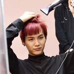 [방탄소년단] 민윤기 <b>헤어피스</b> 갖고노는 호비