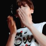 <b>백현</b>