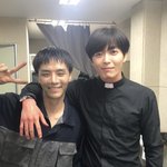 [댓글부탁해] 자메리카통<b>다리</b><b>구이</b> 먹을까?