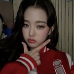 [댓글부탁해] 장원영 뭔가 촉촉화장 렌즈<b>밝은색</b> 끼면