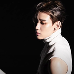 <b>뱀뱀</b> 조각이네 조각!