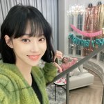 근데 윈터 진짜 이쁘지 않음?