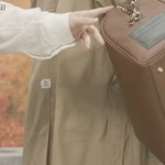 [방탄소년단] 모델씨 옷에 뭐 묻었는데욬