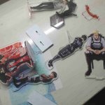 [진격의거인] 난리치다가 아크릴 다 엎었어 _됐다