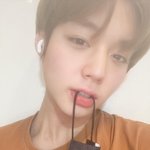 셀카 올렸다가 팬한테 지적받은 남돌