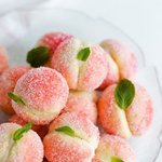 알록달록한 색감에 <b>매료</b>될 디저트들