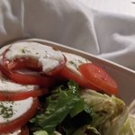 샐러드 존맛..........ㅠㅠㅜ