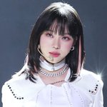 [댓글부탁해] 윈터 <b>이날</b> 화장 어케한거지??..