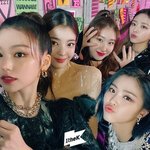 뭔가 아이브랑 있지랑 <b>비슷</b>한점이 많은것같음