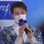 [세훈] <b>기자사진</b> 원래 이상해야하는데