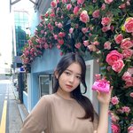 레이는 단발이 제일 예쁜 듯