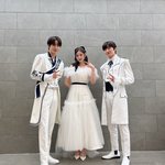 민주 넘 이뽀