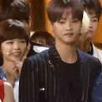 이 남돌 누구?? 그와중에 <b>정연</b> 개귀엽다 ㅋㅋㅋ