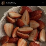 [모두드루와] 위키미키 <b>도연</b>이는 딸기 사진마저 감성 돋게 찍네