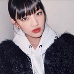 <b>민니</b> 조카 유니크하게 생기지 않음??