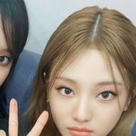 닝닝 연한 립이 더 어울리지 않냐