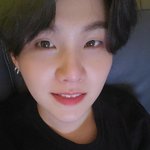 [군대] 민윤기 또 트위터 <b>하나</b> 인스타 <b>하나</b>
