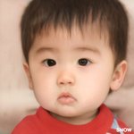 [신기하다] 짱구하고 수지 얼굴 실사화 된 사진을 스노우 미래 2세에...