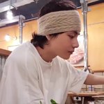 김뷔는 머리박박밀어도 잘생겼을듯