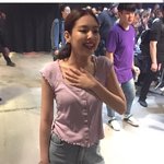 <b>자칭</b> 인간샤넬 제니도있는데