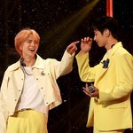 [더보이즈] 이 구도도 너무 웃기다ㅋㅋㅋㅋ