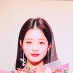 머리길이 <b>가슴밑</b>까지 오는 애들아