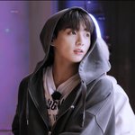 [방탄소년단] 와진짜 <b>눈</b>에 별박았다