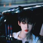 [댓글부탁해] 너희 아이돌 중 완벽하 게 이상형인 사람 있어?