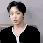 <b>주연</b> 쌍꺼풀 다시 만들어와