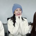 [모두드루와] <b>비니</b>에 잡아먹혔어 안유진 진짜 예쁘다