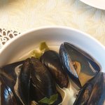 겨울 <b>제철</b> 식재료로 만든 홍합탕 어때요??