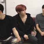[NCT칠프] 이 <b>남성</b>은 왜 속에 아무것도