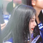 이나경은 머리 <b>다양</b>하게 많이해봄