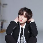 <b>피팅</b>모델인가 싶은 코디 소화력