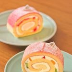 보는 맛에 또 놀랄 예쁜 롤케이크