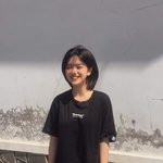 <b>머리</b> <b>스타일</b>