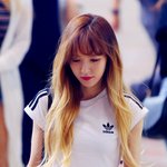 웬디는 이 착장이 레전드 같음