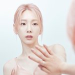 태연 피부가 하얗더라.jpg