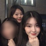 이 사진 맨 <b>왼쪽</b> 누구임?