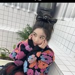 [댓글부탁해] <b>권은비</b> 이 옷 정보 좀 ㅜㅜㅜㅜㅜ