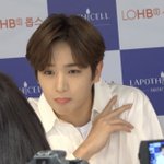 더보이즈 현재 <b>폰</b><b>카</b>짤 이거