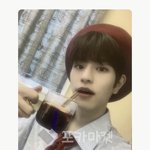 [스키즈] 핫트랙스 <b>특전</b> 홀로그램이야?