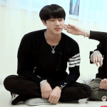 [군대] 김석진 <b>톰브</b>